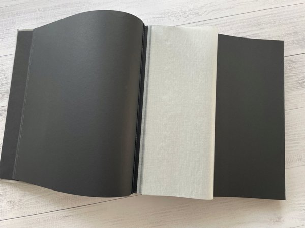 Άλμπουμ Sourcing GED DBCL50 HERA-1 29x32/100σελίδες | κρεμ σελίδες | γωνίες/σχισμές | βιβλιοδετημένο