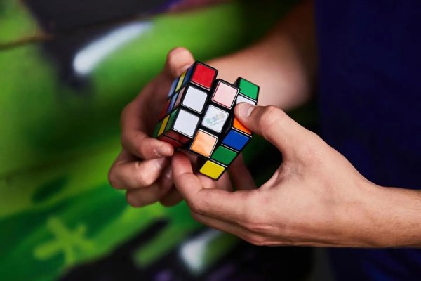 Spin Master Rubiks 3x3 Cube CDU