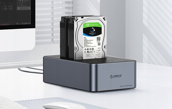 Σταθμός σύνδεσης Orico για δίσκους HDD / SSD 2,5 / 3,5", 5Gbps, USB-C σε USB-C/A με λειτουργία κλωνοποίησης (μαύρη)