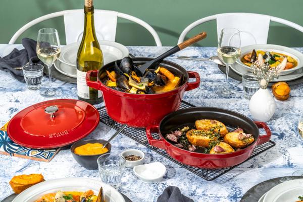 STAUB Σετ 2 μαντεμένια σκεύη με καπάκι Staub