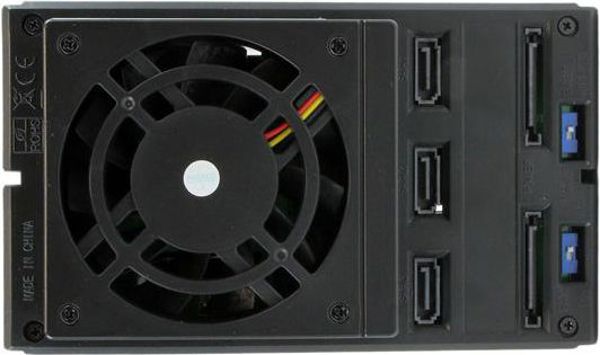 StarTech για τρεις σκληρούς δίσκους 3.5" SAS, SATA (HSB3SATSASBA)