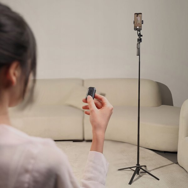 Τρίποδο 163cm Selfie Stick Αυτόματη Παρακολούθηση + Τηλεχειριστήριο Για Τηλέφωνο / Ulanzi / Tt23