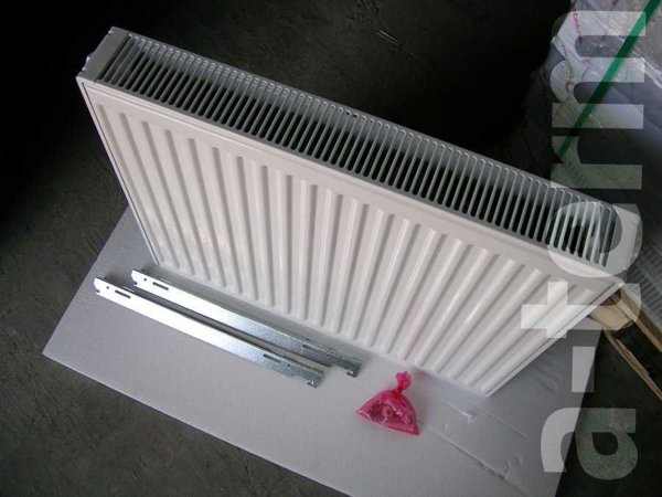 Stelrad ΚΑΛΟΡΙΦΕΡ TERMO TEKNIK V33/500X1200 / 1973W