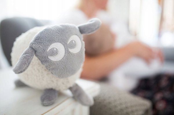 Sweet dreamers SWEET DREAMERS ewan sheep with sound sensor Deluxe Purple