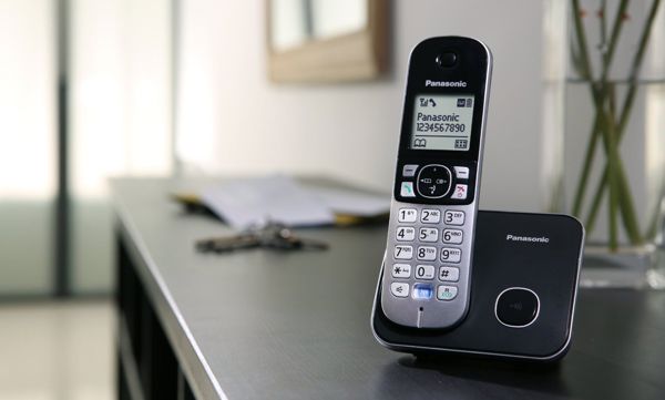 Telefon stacjonarny Panasonic Czarny