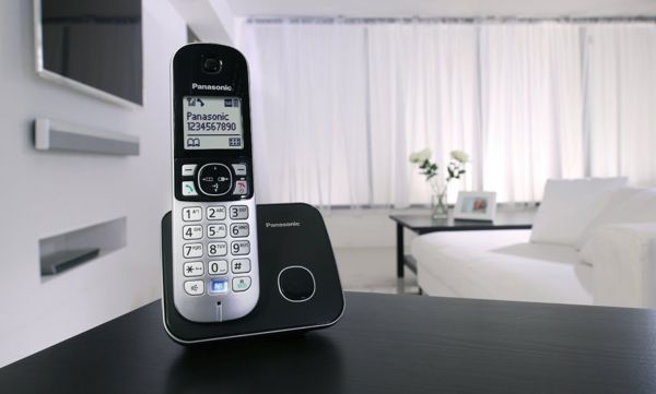 Telefon stacjonarny Panasonic Czarny
