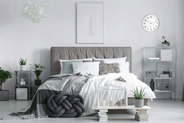 TFA TFA Analogue radio controlled wall clock (white/silver)