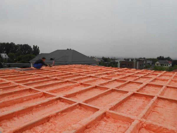 THERMAL INSULATION POLYNOR EKO SPRAY 750