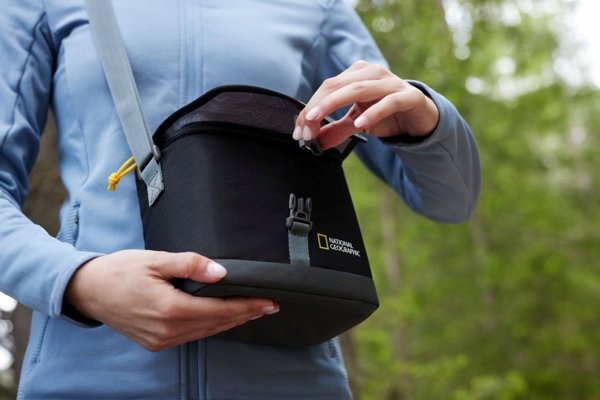 Τσάντα National Geographic National Geographic Shoulder Bag Small (NG E2 2360)