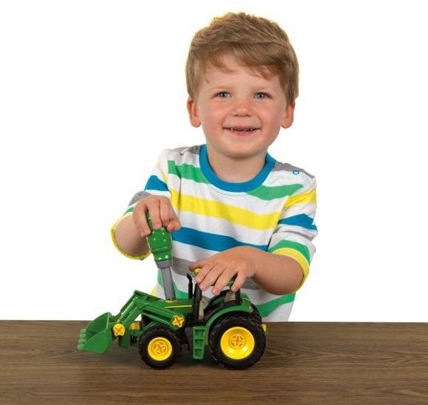 Τρακτέρ John Deere για συναρμολόγηση με 2 ρυμουλκούμενα