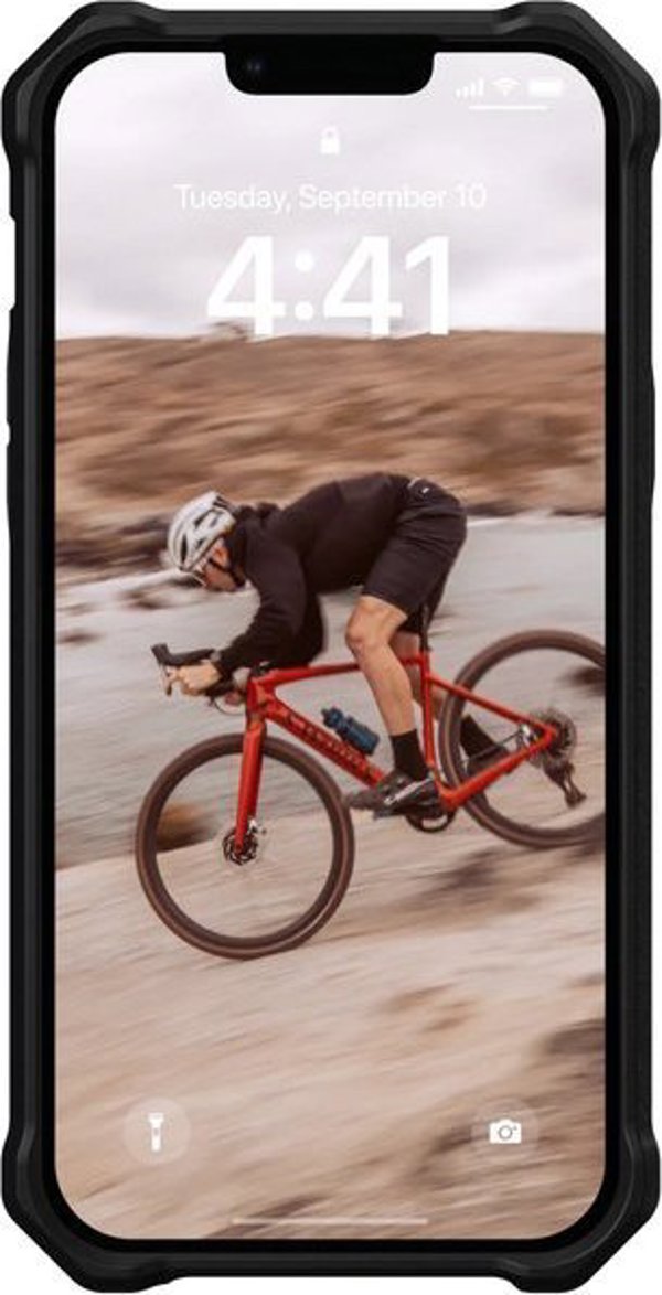 Θήκη UAG Essential Armor για iPhone 14 Max συμβατή με MagSafe μαύρη