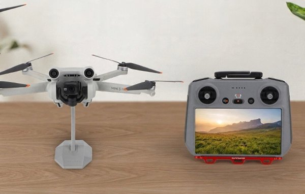 Sunnylife λουράκι με λουρί για τον ελεγκτή DJI RC / RC 2 (κόκκινο) ZJ764-R