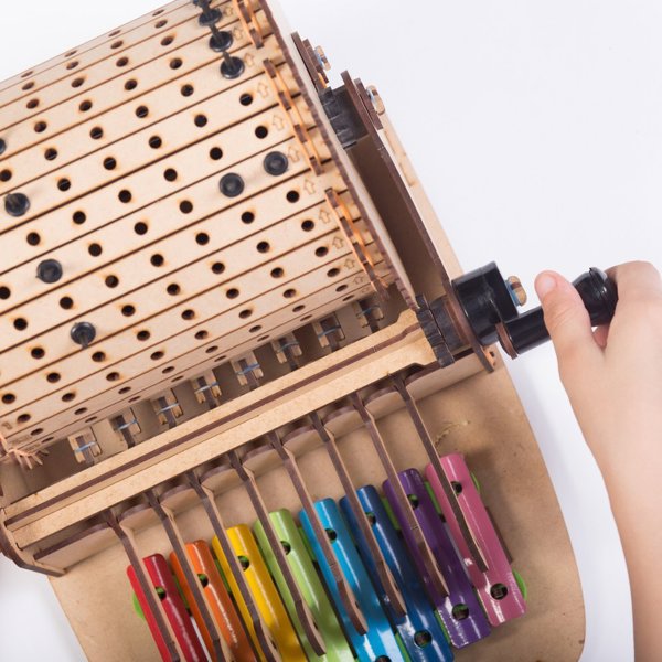 UGEARS Smartivity Ξύλινο Μηχανικό Παζλ 3D - Μουσική Μηχανή Ξυλόφωνο