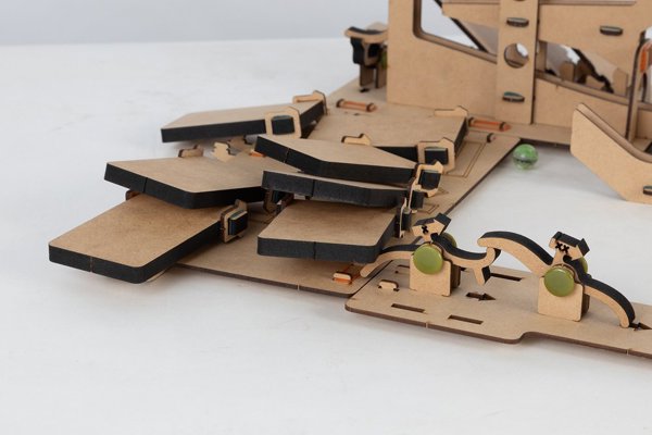 UGEARS Smartivity Ξύλινα Μηχανικά Παζλ 3D - Αλυσιδωτές Αντιδράσεις