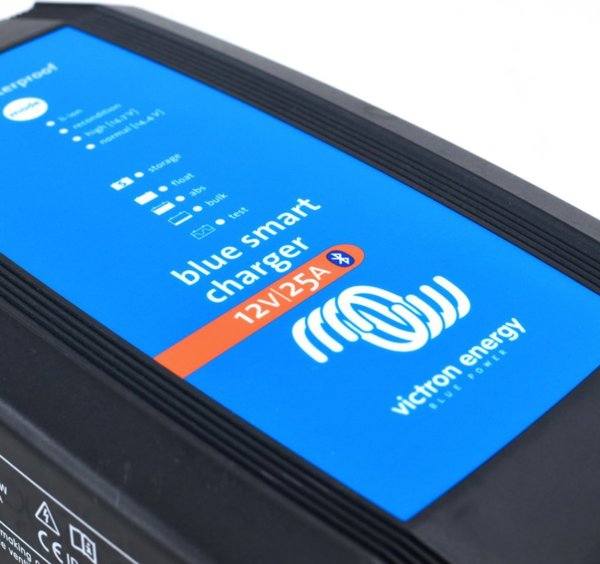 Φορτιστής Victron Energy Blue Smart IP65 12V 25A Bluetooth