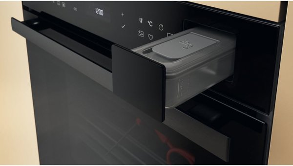 Whirlpool 73 L pirolitiska tirisana melna - Iebuvejama elektriska cepeskrasns WOI6A8FPT1SBA (8003437836398)