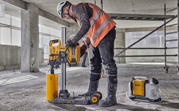 διαμαντοτρύπανο Flexvolt 54V
