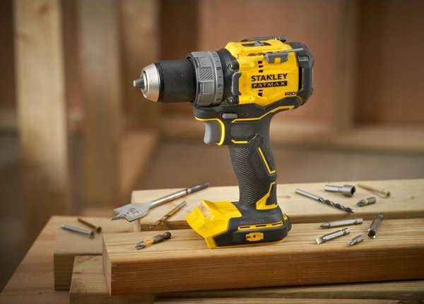 Δράπανο-κατσαβίδι Stanley FatMax V20 SFMCD725B 18 V