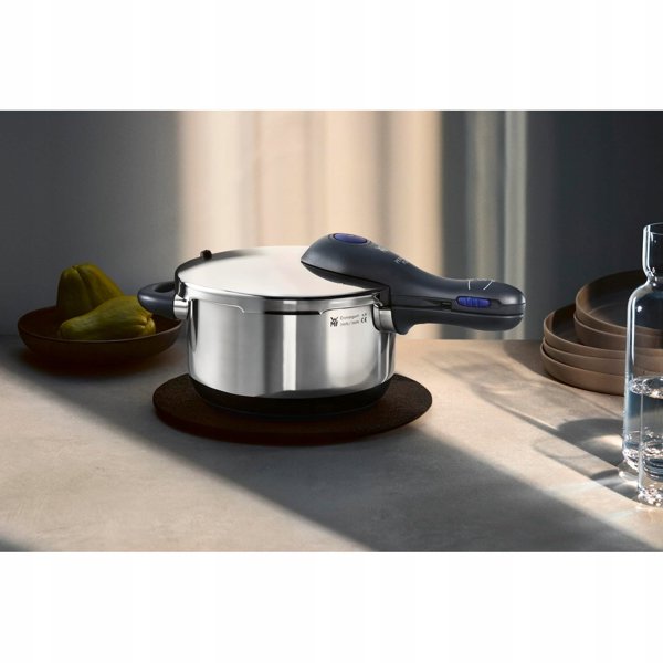 WMF Perfect Plus One Pot Schnellkochtopf 3L