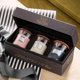 Σετ δώρου WoodWick WoodWick 3 μικρά κεριά (βραδινός όνυχας, ηλιακό υλάνγκ, παραθαλάσσιο ηλιοβασίλεμα) 12241178 5038581150147