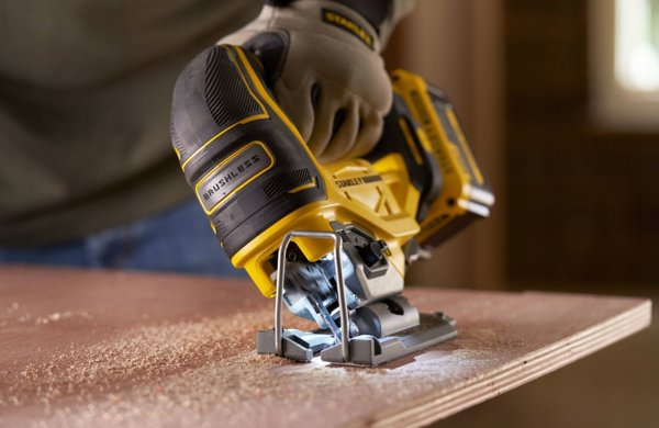 Σέγα Stanley Σέγα BL 18V V20, χωρίς μπαταρία/φορτιστή
