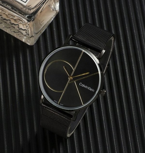 Γυναικείο Ρολόι Calvin Klein Iconic Mesh 25200034 με Μπρασελέ, σε Χρυσό Χρώμα + Θήκη