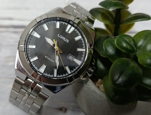 Ανδρικό ρολόι Lorus RH971RX9 ατσάλινο αδιάβροχο