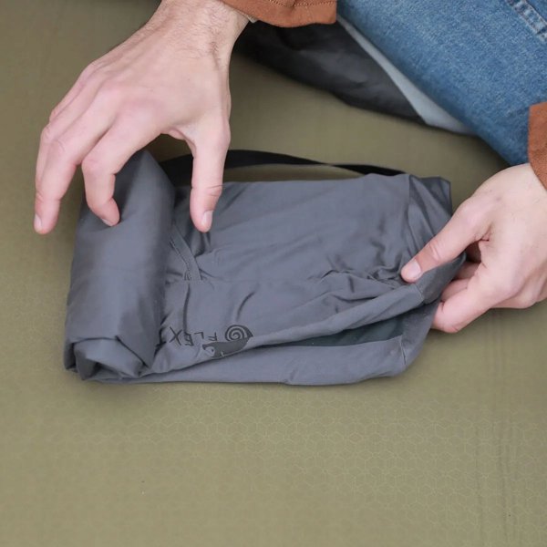 ZERO PILLOW, brown