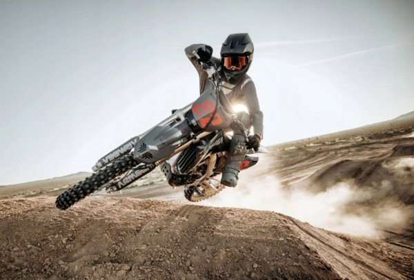 100% Accuri 2 Tokyo Μάσκα Motocross με Διαφανή Αντιθαμβωτικό Φακό, Πολυουρεθάνη
