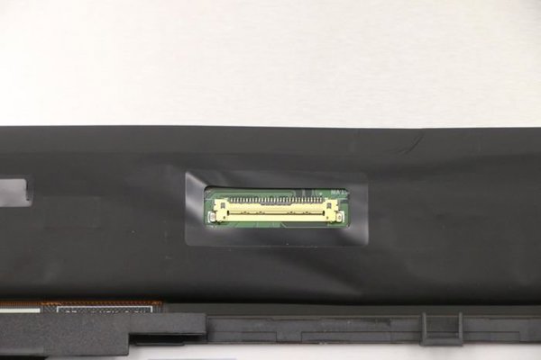 13.3" WUXGA LED touch display