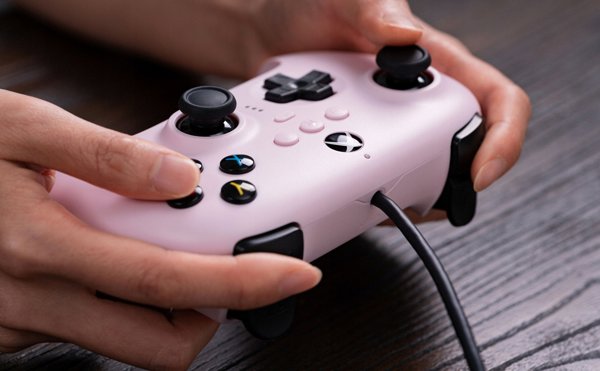 8BitDo Ultimate Ενσύρματο Χειριστήριο για Xbox, Hall Effect Joysticks, Μαύρο