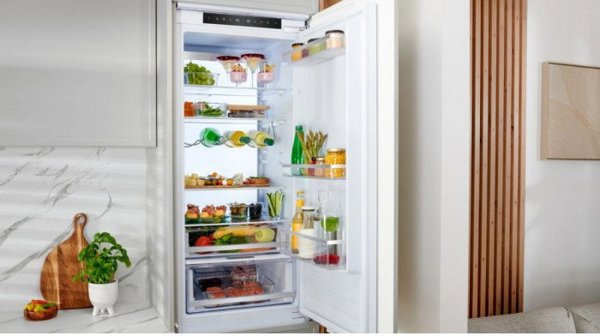 amica Ψυγειοκαταψύκτης BK2995.5FCNO