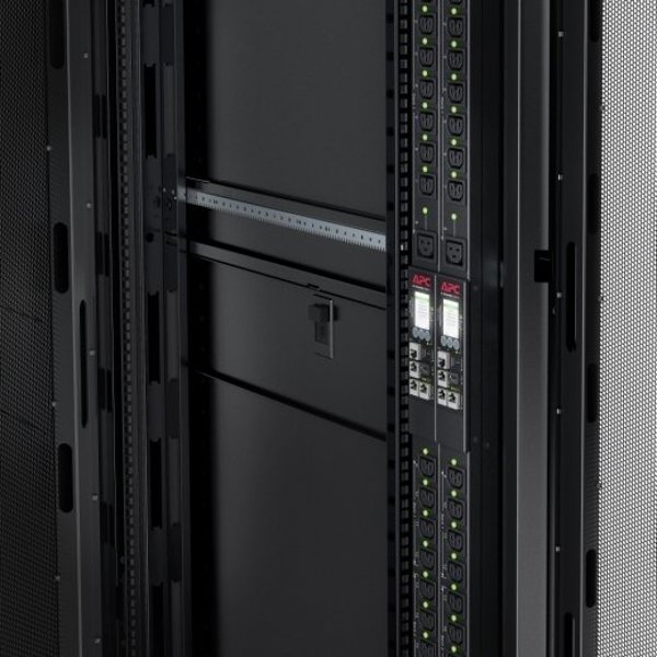 APC Rack PDU 9000 Switched APDU9959NA3 - Stromverteilungseinheit (Rack - einbaufahig) - Wechselstrom 200/208 V - 3.3 kW - 3300 VA - Ethernet 10/100/1000 - Eingabe, Eingang NEMA L6-20 - Ausgangsanschlusse: 24 (21 x IEC 60320 C13/C15, 3 x IEC 60320 C19