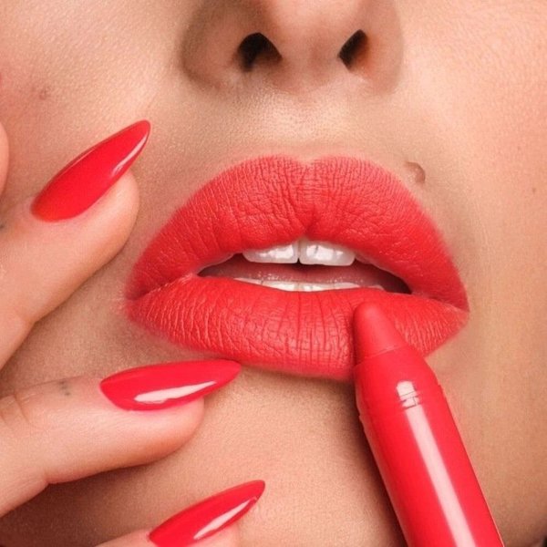 Artdeco Long-Lasting Lip Color Długotrwała pomadka do ust Red Lava, 1,8 g
