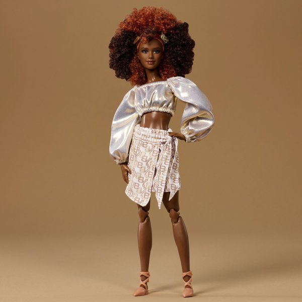 Mattel Barbie You Create Barbie Basics - Κούκλα Zestaw Neutral 002 (JJX36)