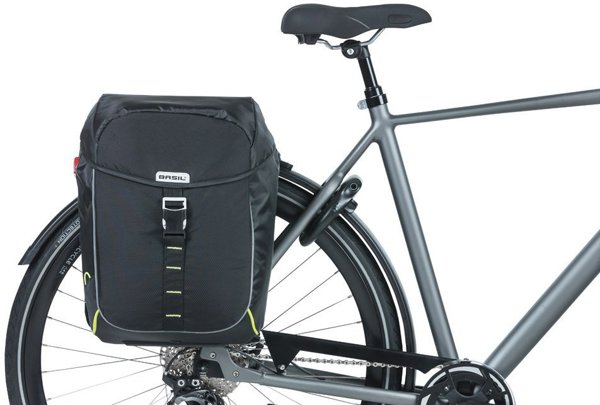 Basil Miles Διπλή Τσάντα Ποδηλάτου, MIK System, 34L, 100% Αδιάβροχη, Black Lime
