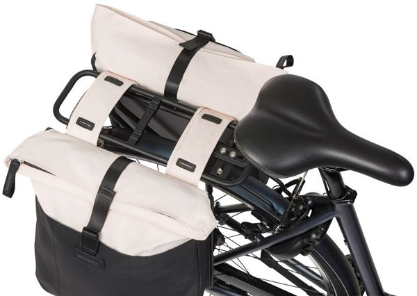 Basil Clove Διπλή Τσάντα Σχάρας Ποδηλάτου, 28-35L, Universal Bridge System, Off-White/Black