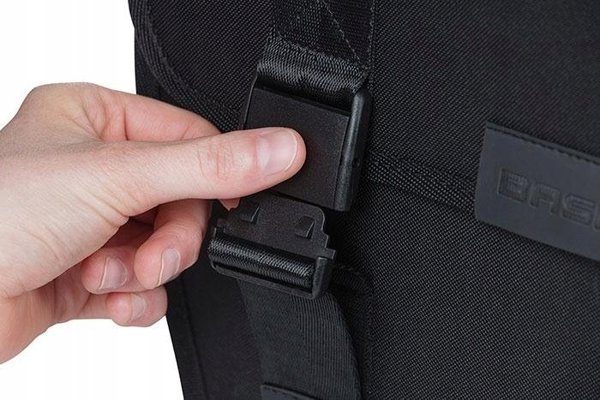 Basil Tour Single Pannier Bag, Αδιάβροχη Τσάντα Ποδηλάτου 14L, Hook On System, Μαύρο Χρώμα (Δεξιά)