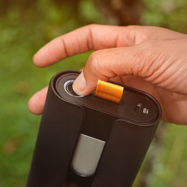 BATTERY FISKARS 12V-4AH
