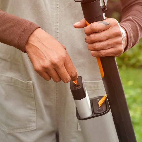 BATTERY FISKARS 12V-4AH