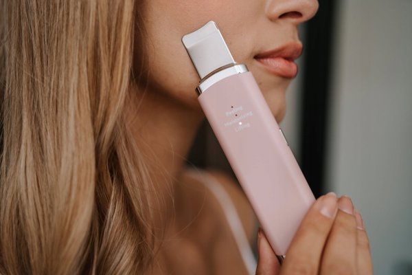 Beautifly Slim Blush Συσκευή Απολέπισης και Καθαρισμού Προσώπου