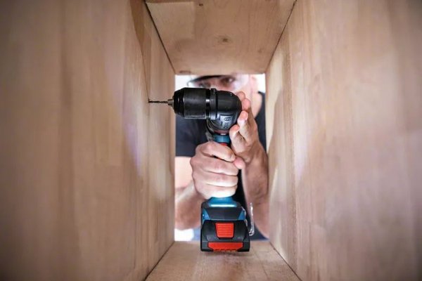 Κατσαβίδι Bosch BOSCH. GSR 18V-90 FC 2x4.0Ah PROCORE 2xGFA LB