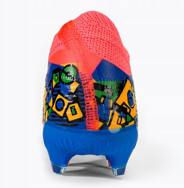 Buty Puma FUTURE 7 Ultimate NJR FGAG r 40 rozowe