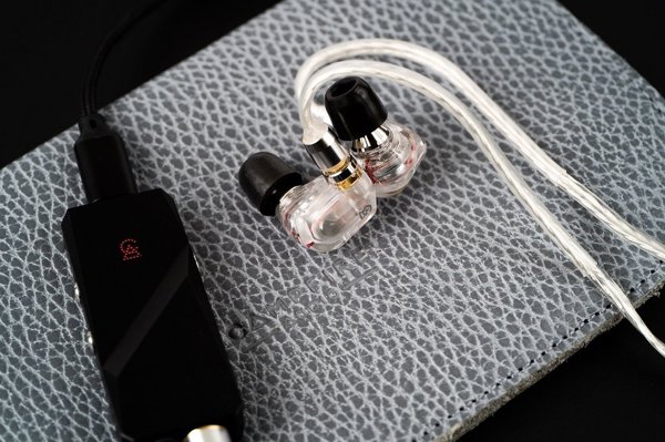 Campfire Audio Iris - Hybrydowe IEM Hi-Fi 1BA+1DD