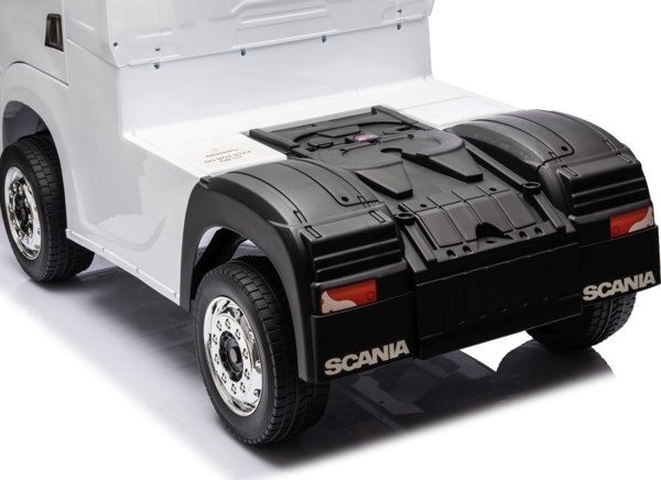 Cameron Sino Auto Na Akumulator Scania 500R HL698 Biale 4x4
