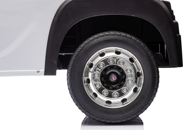 Cameron Sino Auto Na Akumulator Scania 500R HL698 Biale 4x4