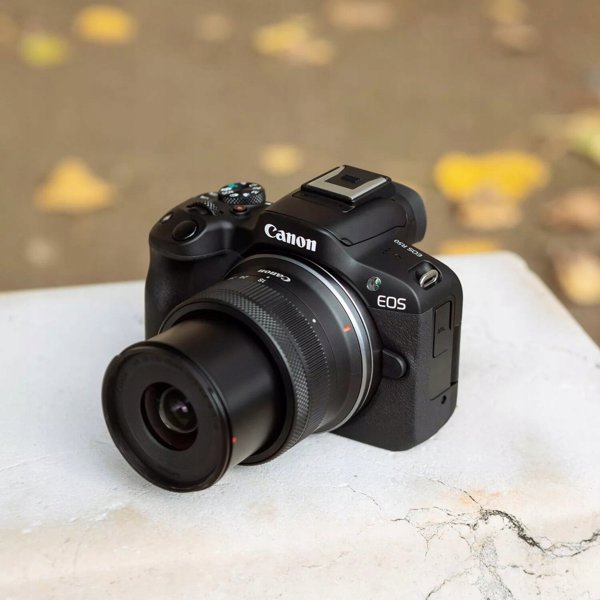 Canon EOS R50 + RF-S 18-45mm + RF 75-300mm