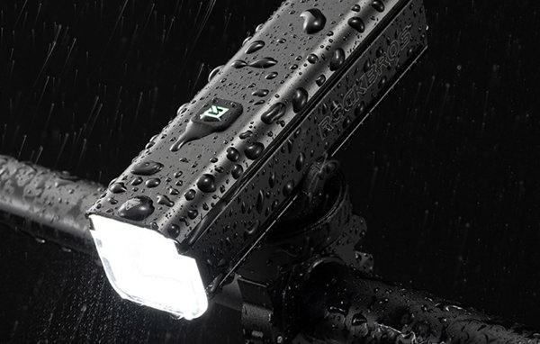Carruzzo L8R Λάμπα Ποδηλάτου με Οθόνη LCD και Κόρνα 2 σε 1