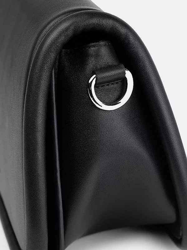 Charm Evening Bag | Black | Size: One size