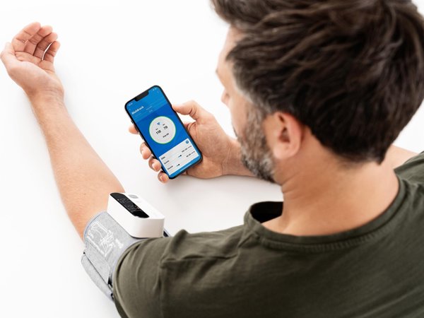 Beurer Πιεσόμετρο Μπράτσου BM 59 με Bluetooth, Λευκό/Μαύρο